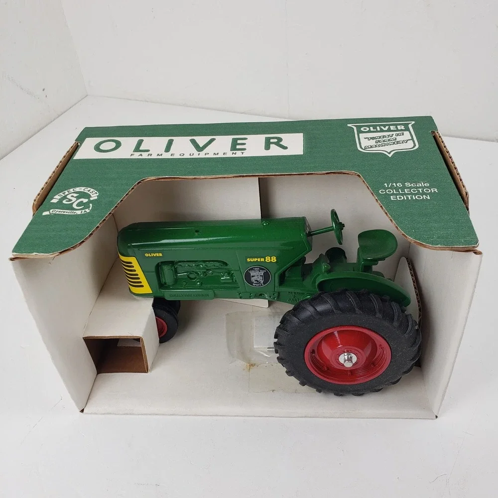 Spec-Cast Oliver Super 88 1/16 Die-Cast Tractor 1993 Louisville Show SCW 030